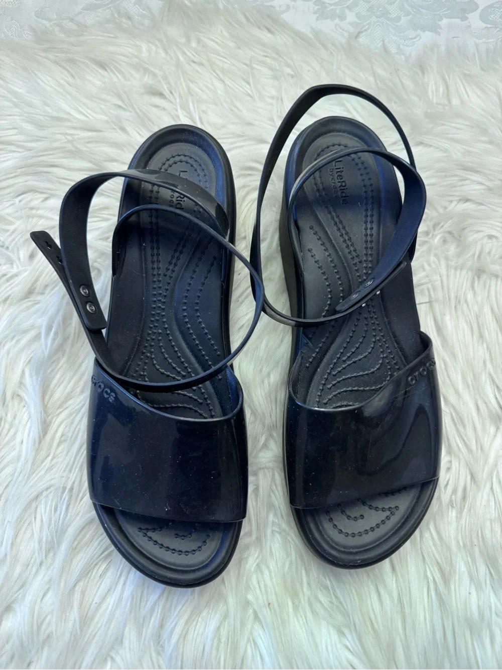 Crocs Brooklyn Wedge Ankle Strap Black High Shine Sandal Comfort Shoe Size 11